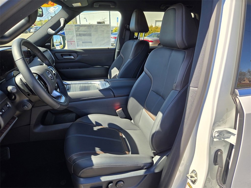 New 2025 Nissan Armada SL image 9