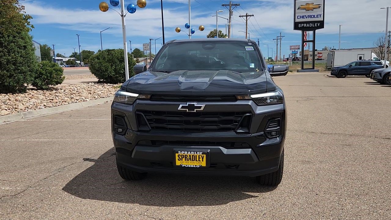 New 2025 Chevrolet Colorado LT w/ LT Convenience Package image 3