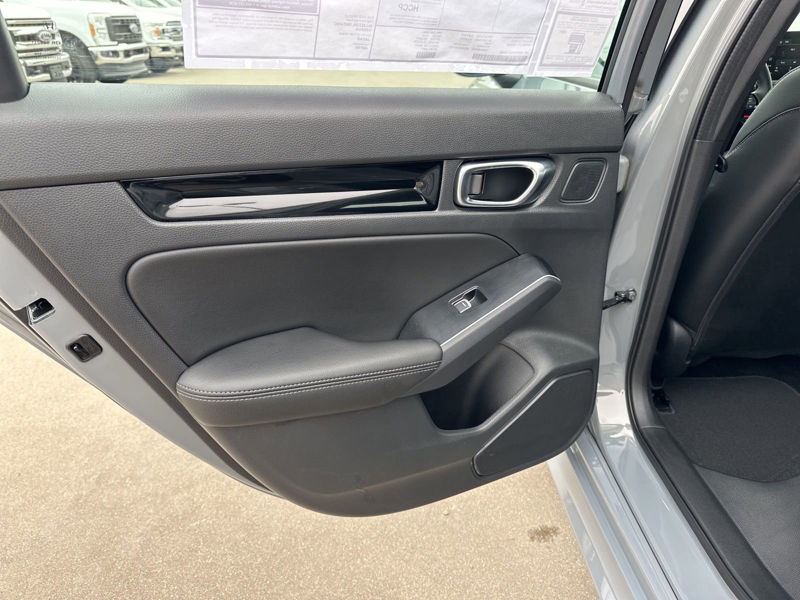 Used 2025 Honda Civic Sport image 17