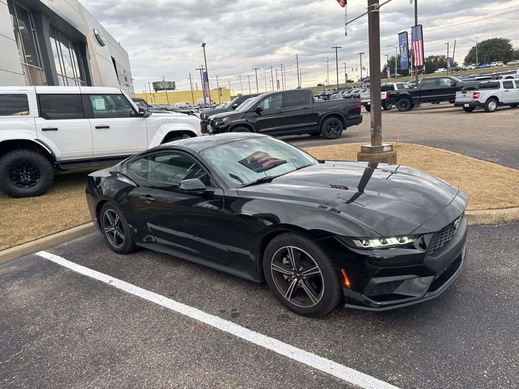 Used 2024 Ford Mustang Coupe image 15