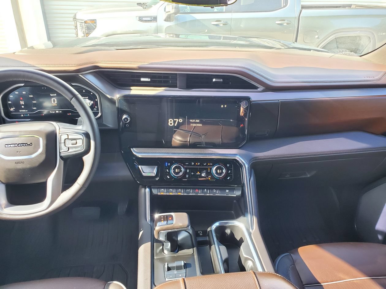 Used 2023 GMC Sierra 1500 Denali w/ Denali Reserve Package AWD/4WD image 14