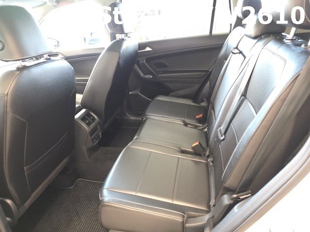 Certified 2021 Volkswagen Tiguan SEL image 10