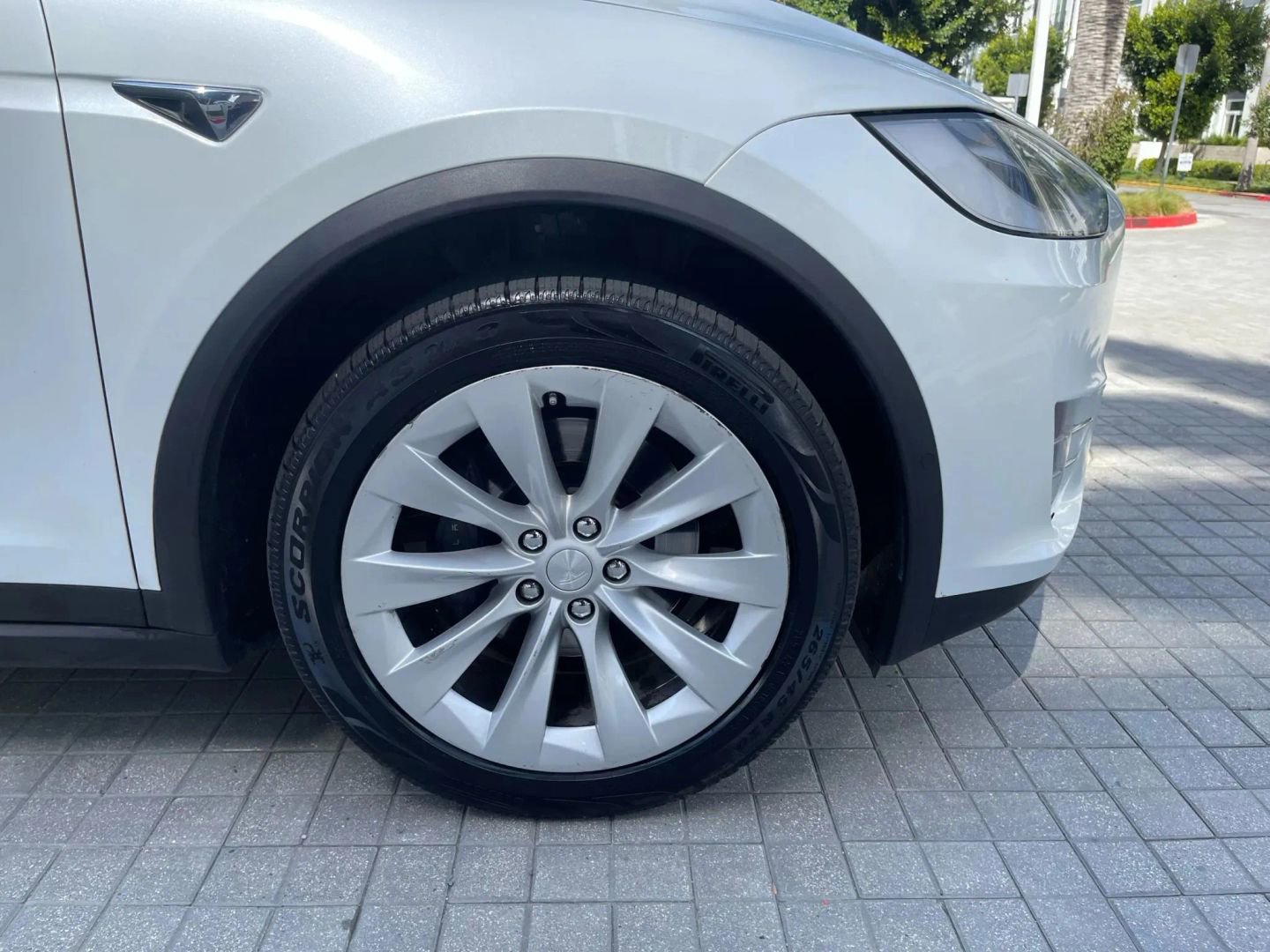 Used 2018 Tesla Model X 100D AWD/4WD image 65