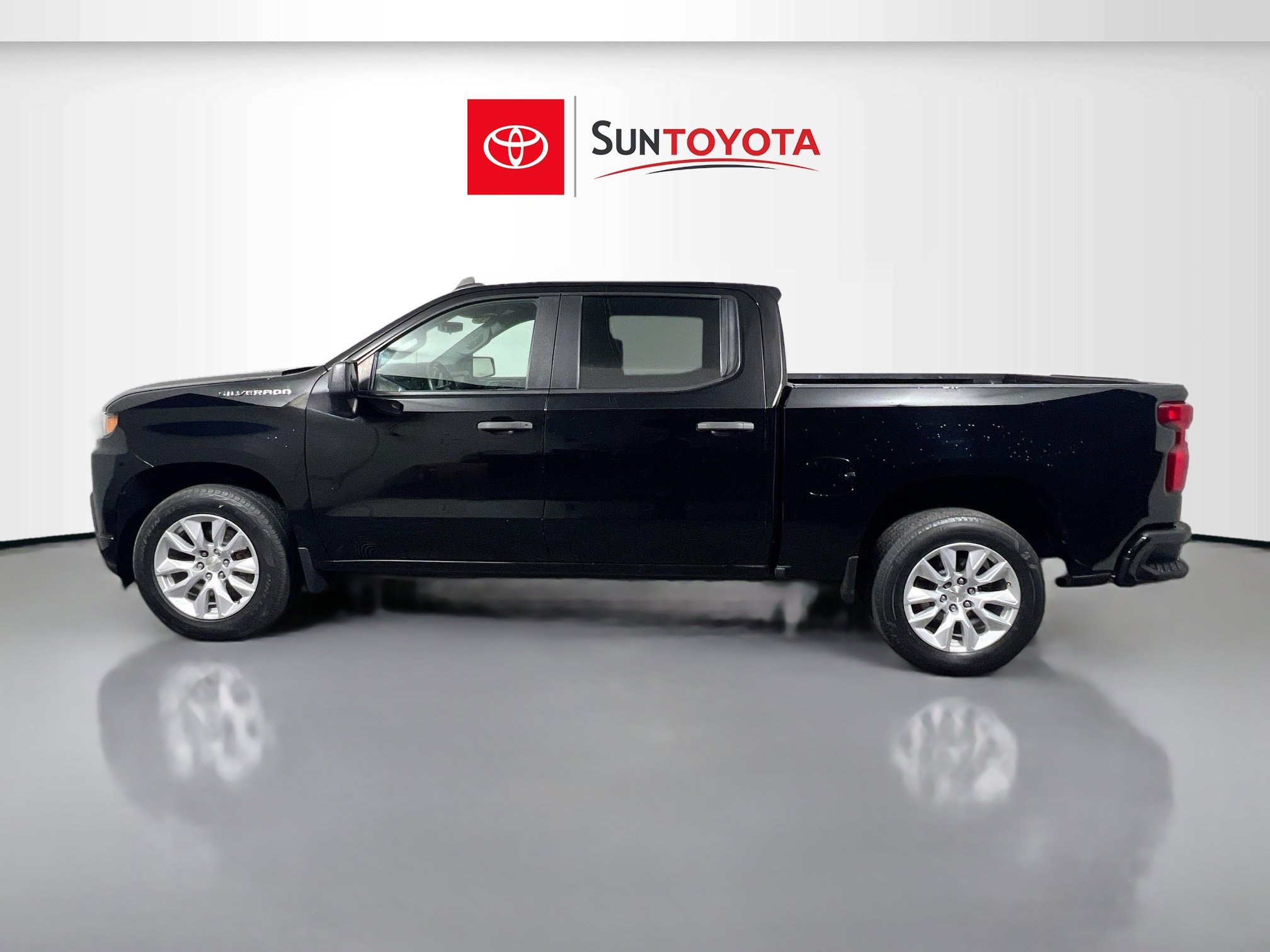 Used 2022 Chevrolet Silverado 1500 Custom image 7