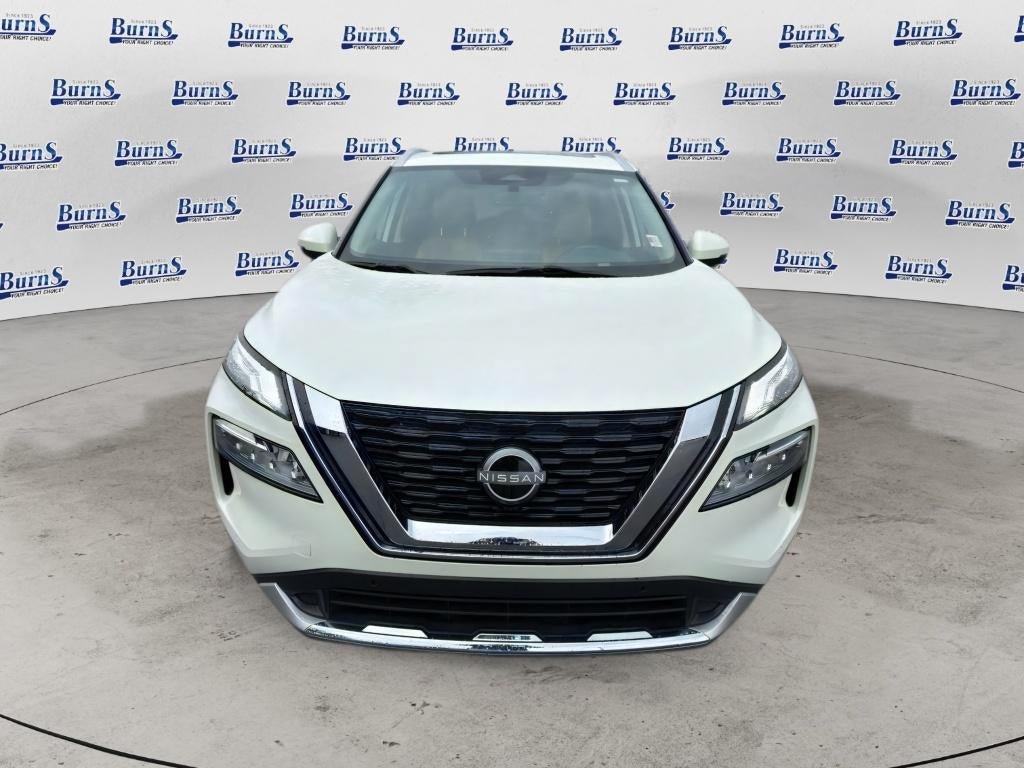 Used 2023 Nissan Rogue Platinum FWD image 2