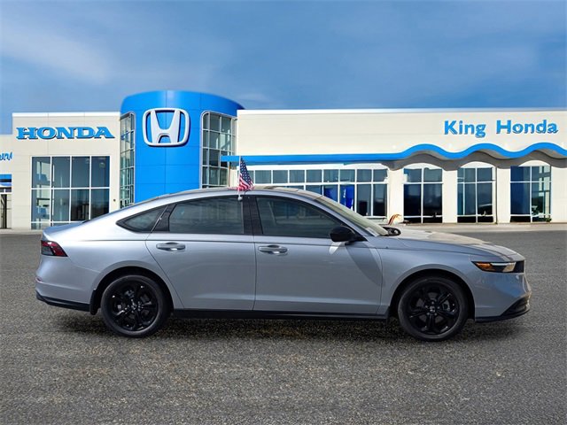 New 2025 Honda Accord SE image 5