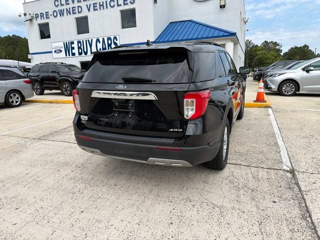 Used 2023 Ford Explorer XLT w/ Equipment Group 202A AWD/4WD image 23
