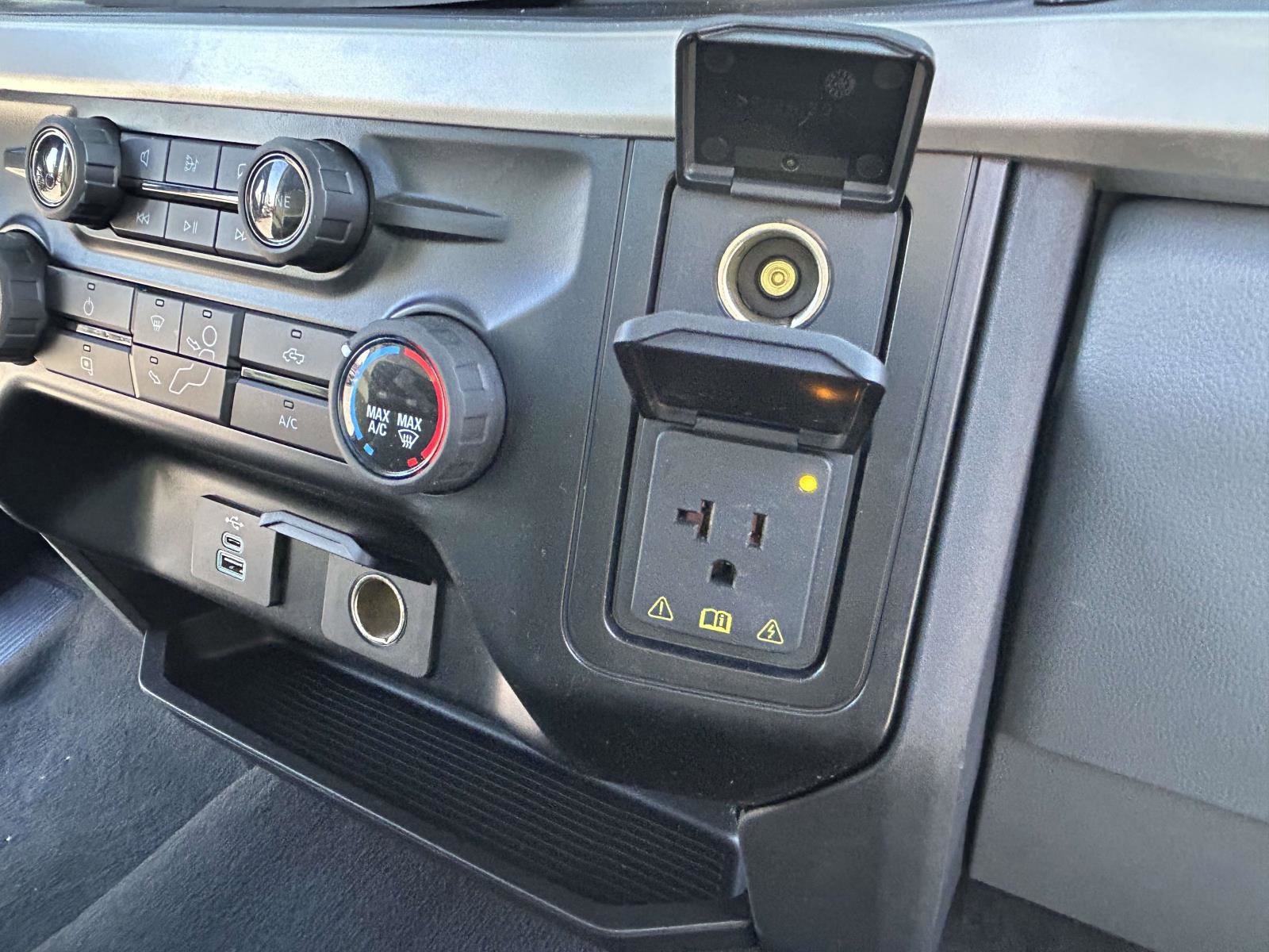 Used 2024 Ford F350 XLT image 15