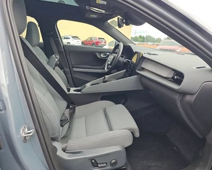 Used 2023 Polestar Polestar 2 w/ Pilot Pack FWD image 15