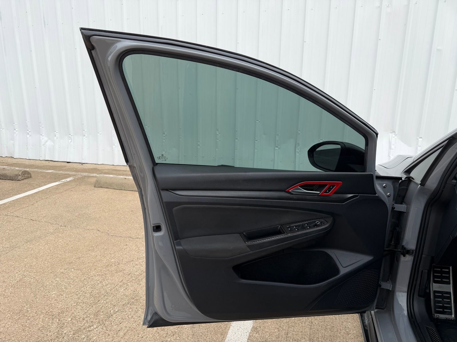 Used 2022 Volkswagen GTI SE image 21