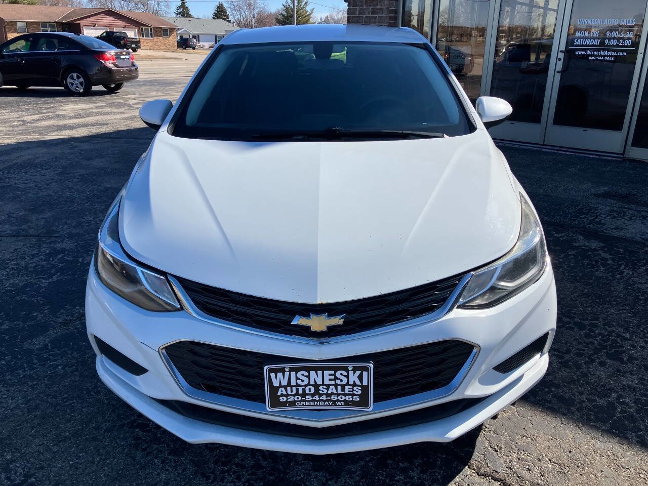 Used 2017 Chevrolet Cruze LT w/ Convenience Package FWD image 8