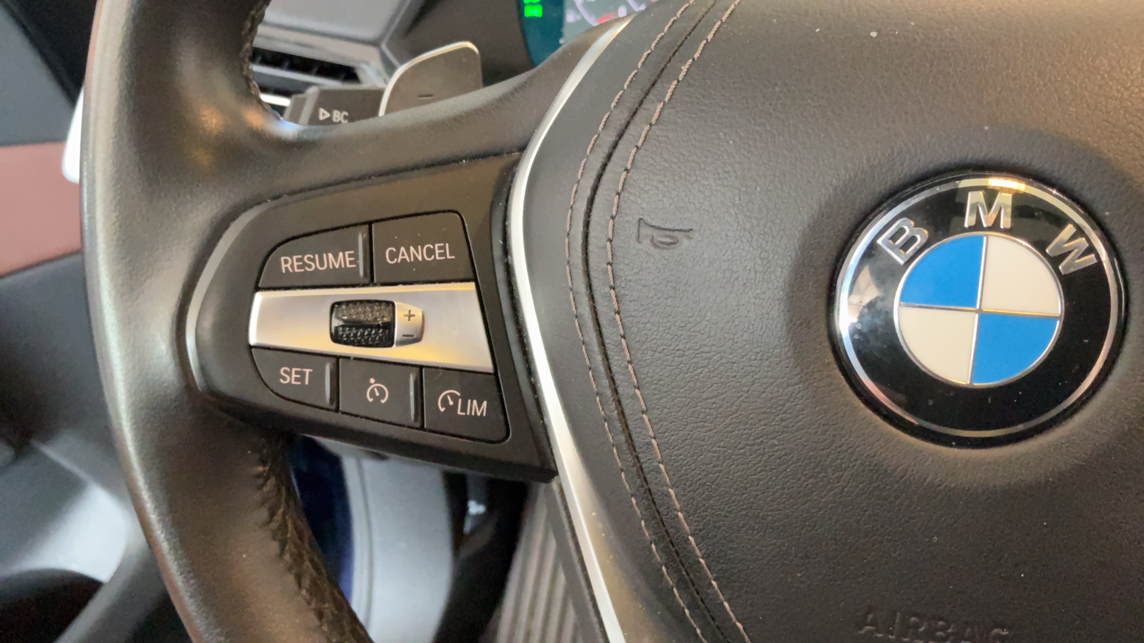 Used 2020 BMW X5 sDrive40i w/ Premium Package RWD image 17