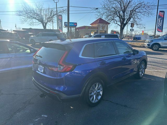 Used 2025 Honda CR-V EX image 2