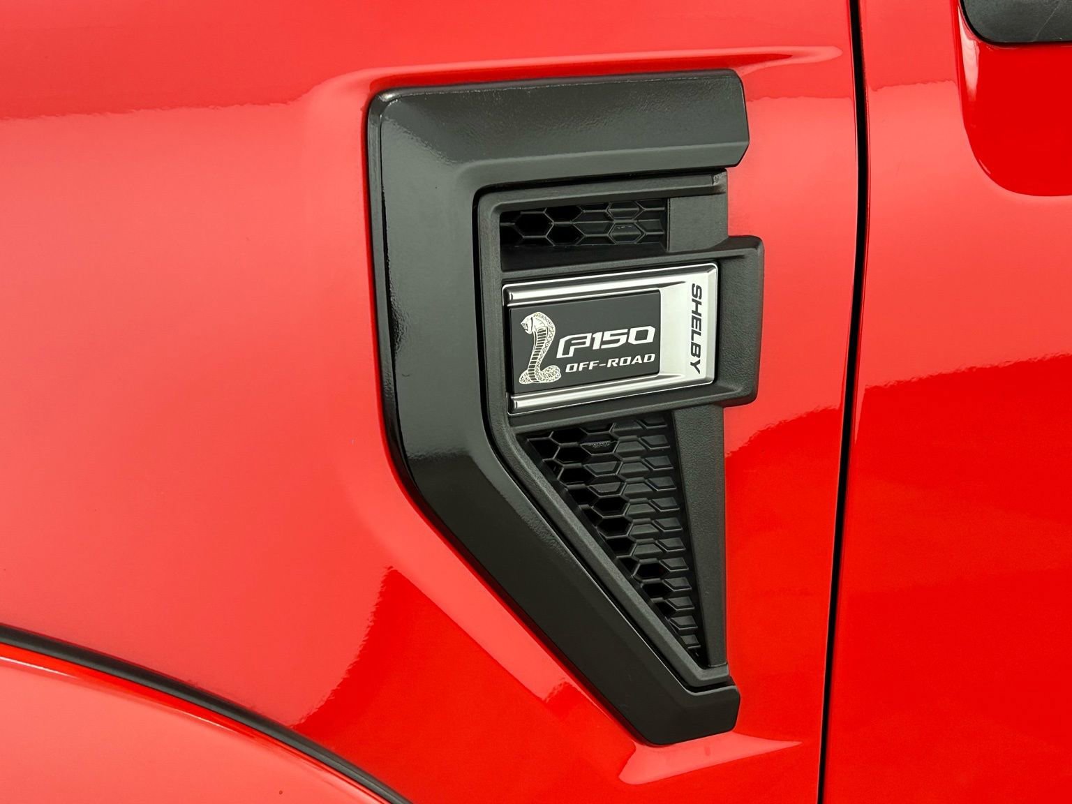 Used 2022 Ford F150 Lariat w/ Equipment Group 502A High image 4