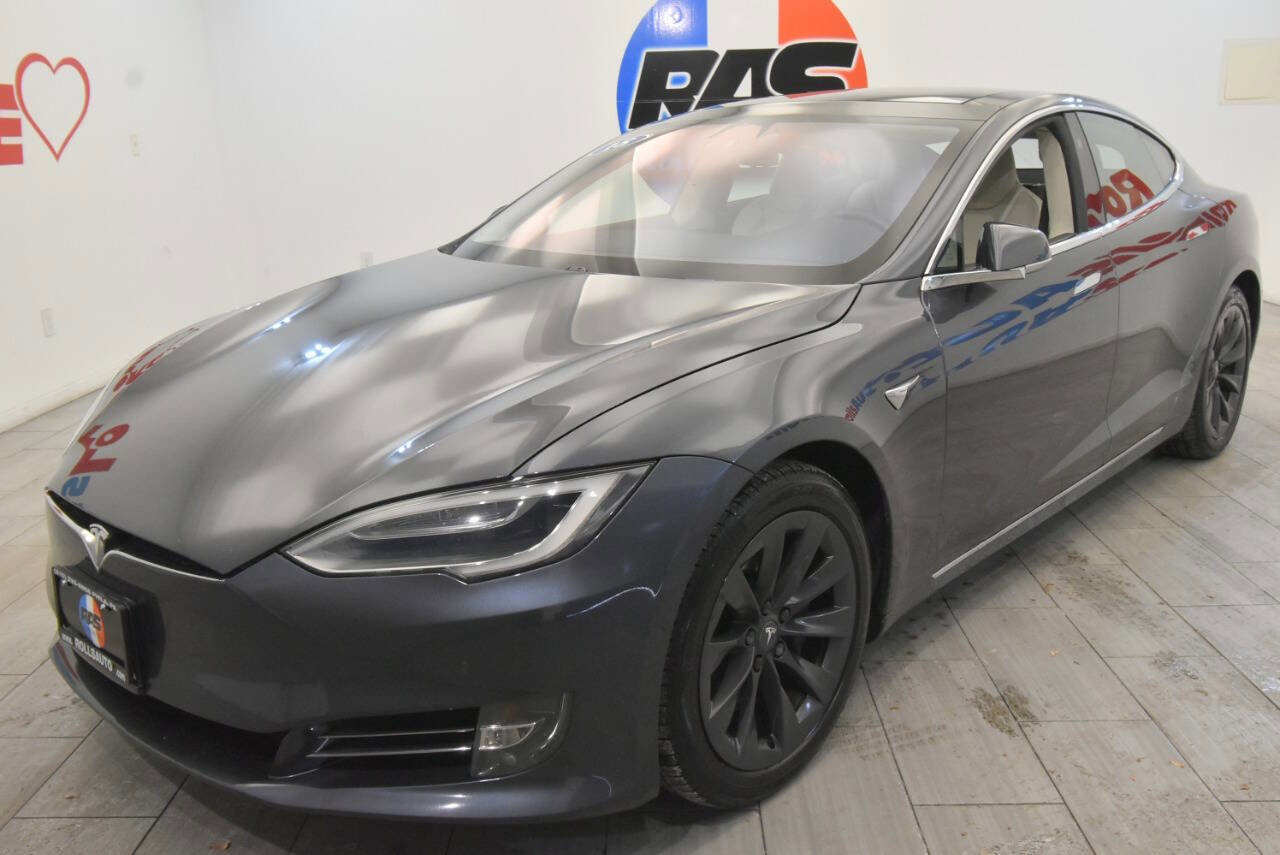 Used 2018 Tesla Model S P100D video 1