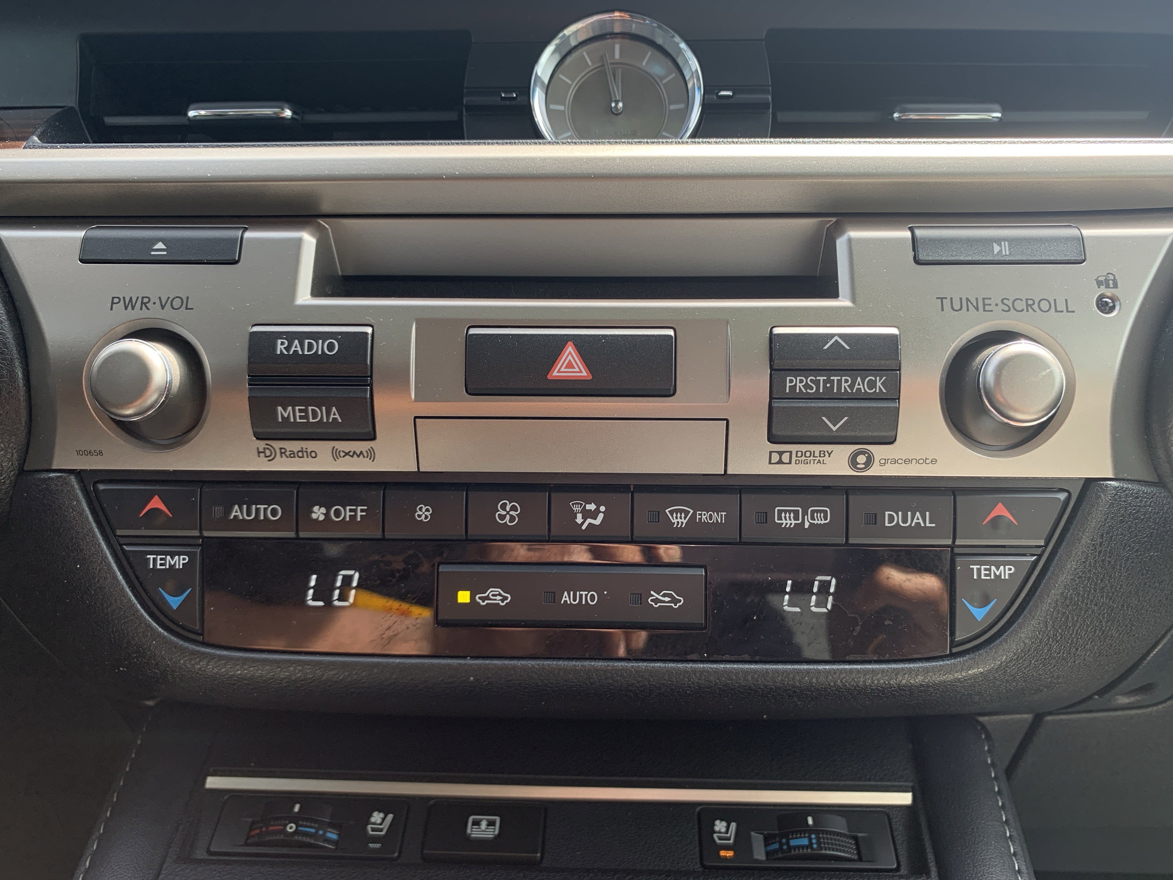 Used 2017 Lexus ES 350 w/ Luxury Package image 25