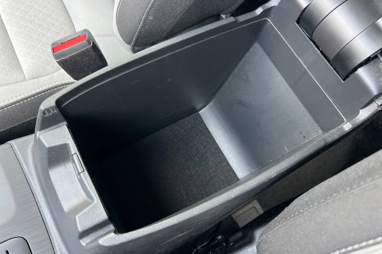 Used 2024 Ford Escape Active FWD image 30