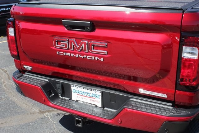 New 2026 GMC Canyon Elevation w/ Convenience Package image 17