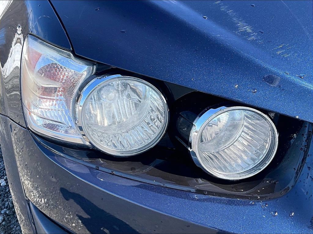 Used 2015 Chevrolet Sonic LS image 25