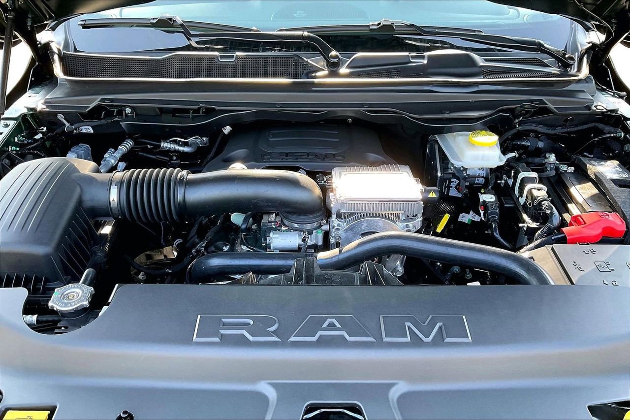 New 2026 RAM 1500 Big Horn AWD/4WD image 36