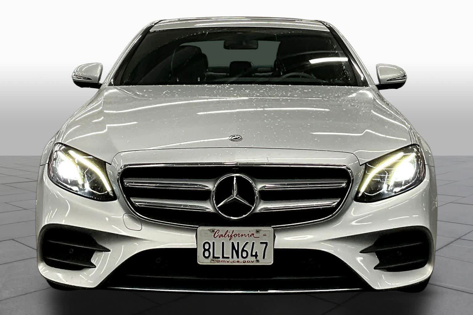 Used 2019 Mercedes-Benz E 300 image 3