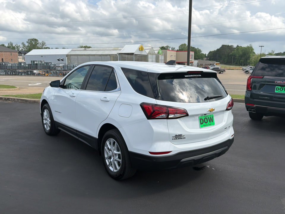 Used 2024 Chevrolet Equinox LT image 10