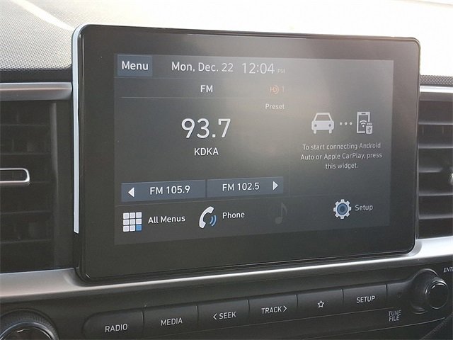 Used 2022 Hyundai Venue SE image 16