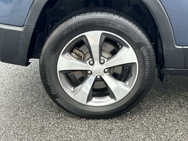 Used 2019 Jeep Cherokee Limited image 12