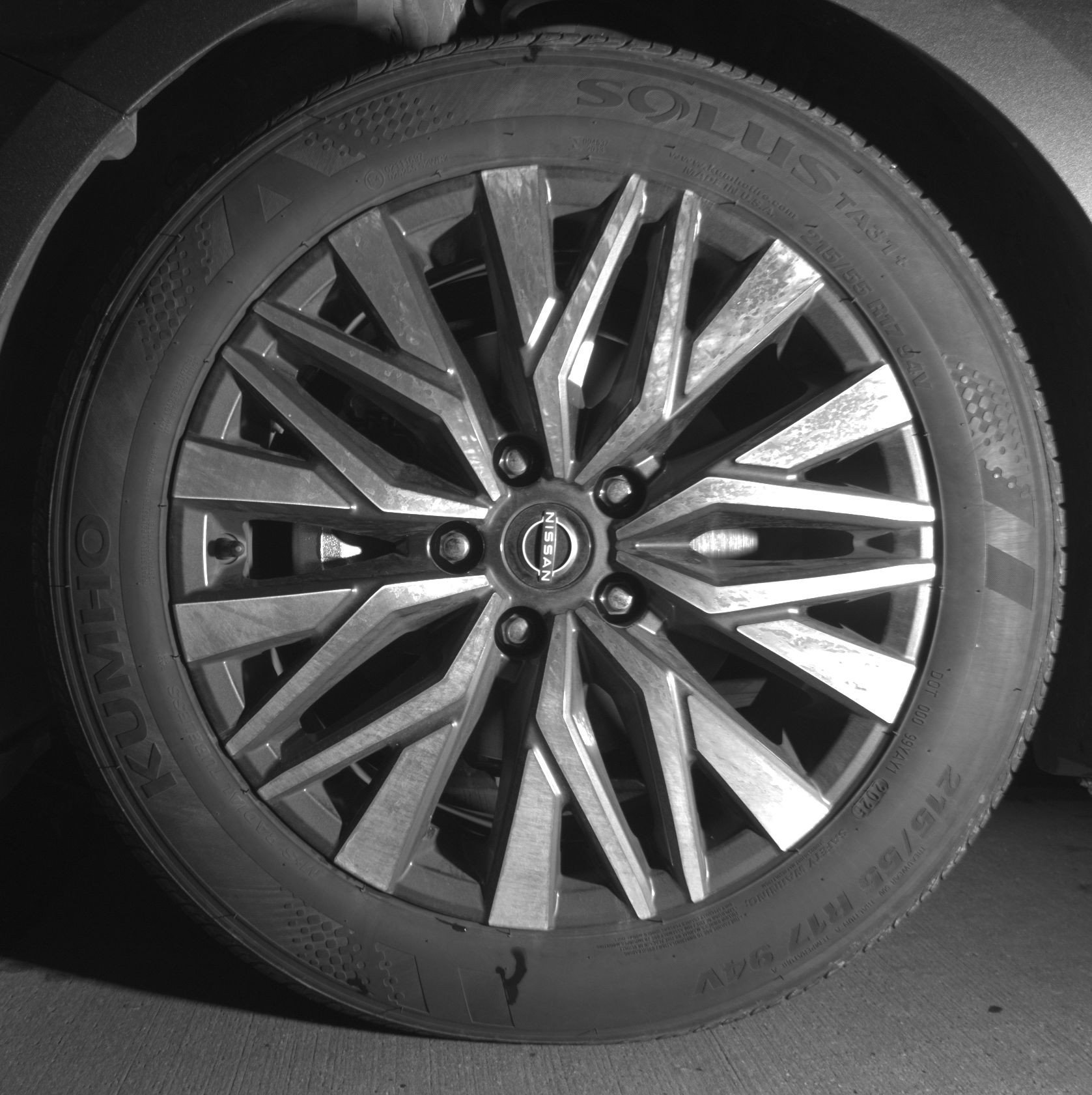 Used 2025 Nissan Altima 2.5 SV FWD image 12