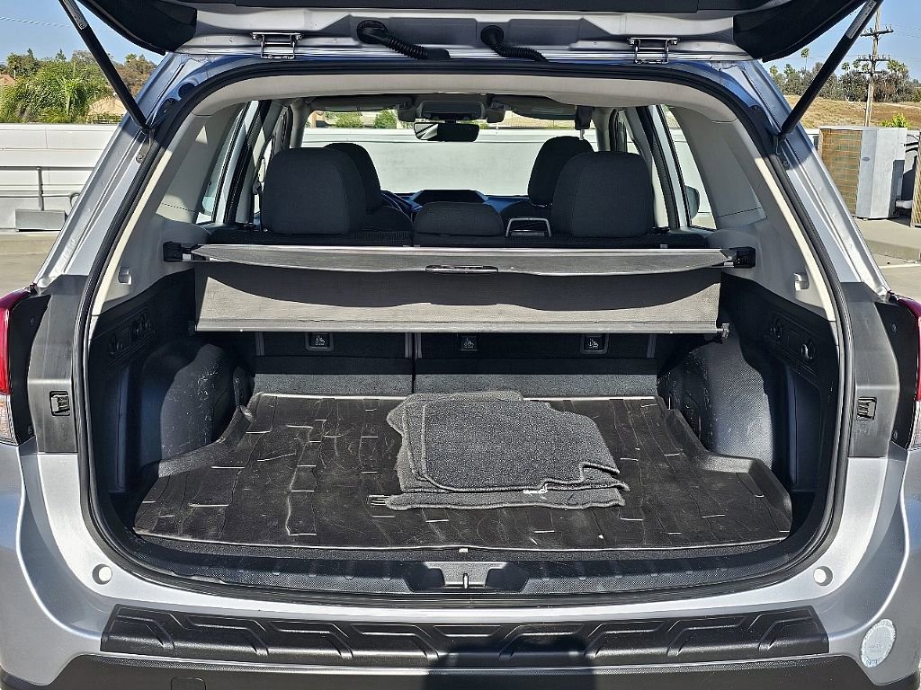 Used 2019 Subaru Forester w/ Alloy Wheel Package AWD/4WD image 12