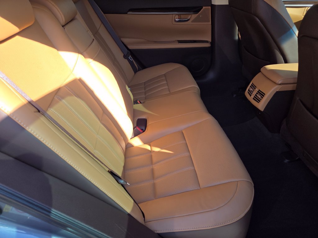 Used 2016 Lexus ES 350 FWD image 5