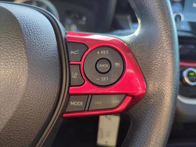Used 2021 Toyota Corolla LE image 14