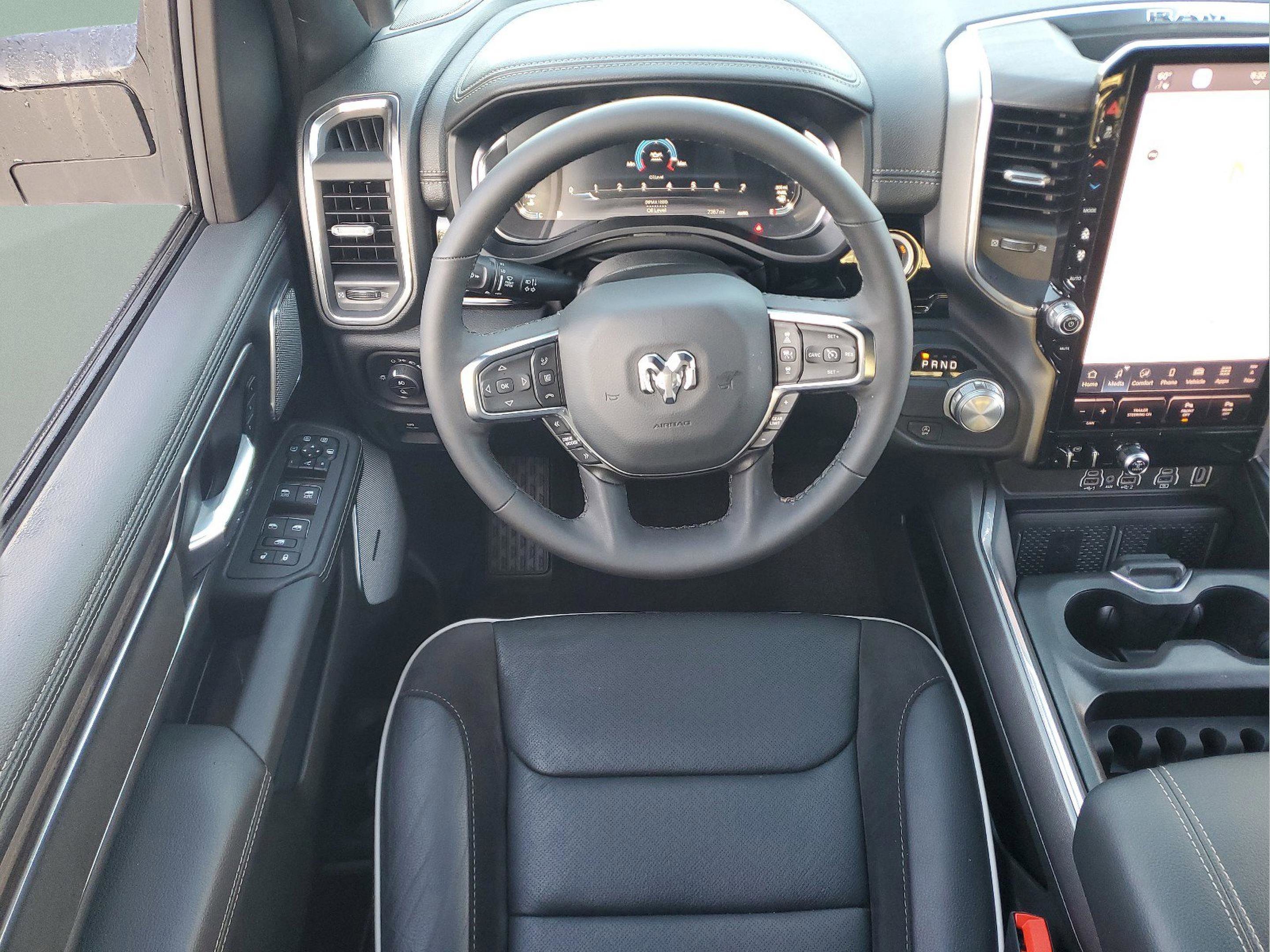 Used 2026 RAM 1500 Laramie image 9