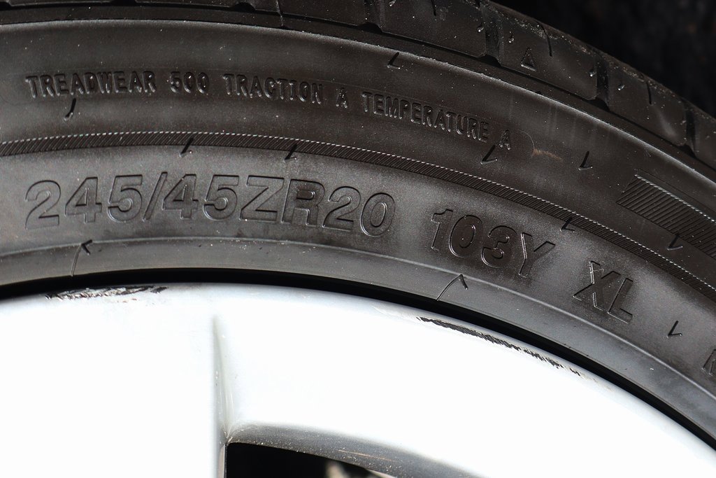 Used 2011 Chevrolet Camaro LS image 37