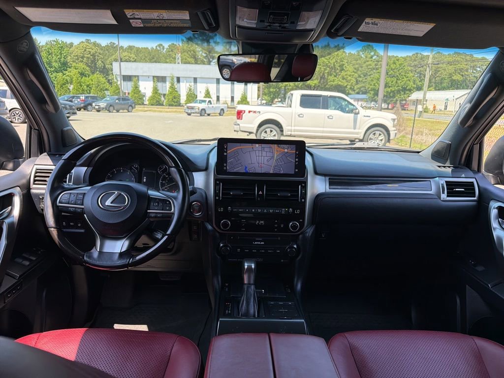 Used 2022 Lexus GX 460 Luxury w/ Sport Design Package AWD/4WD image 8
