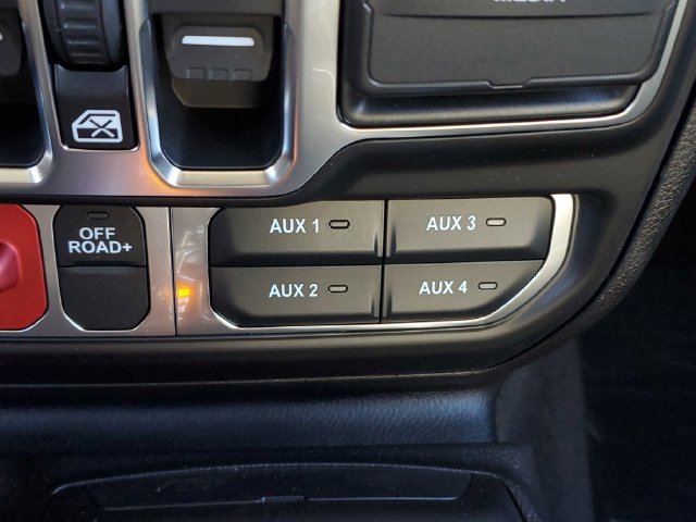 New 2026 Jeep Gladiator Mojave AWD/4WD image 34