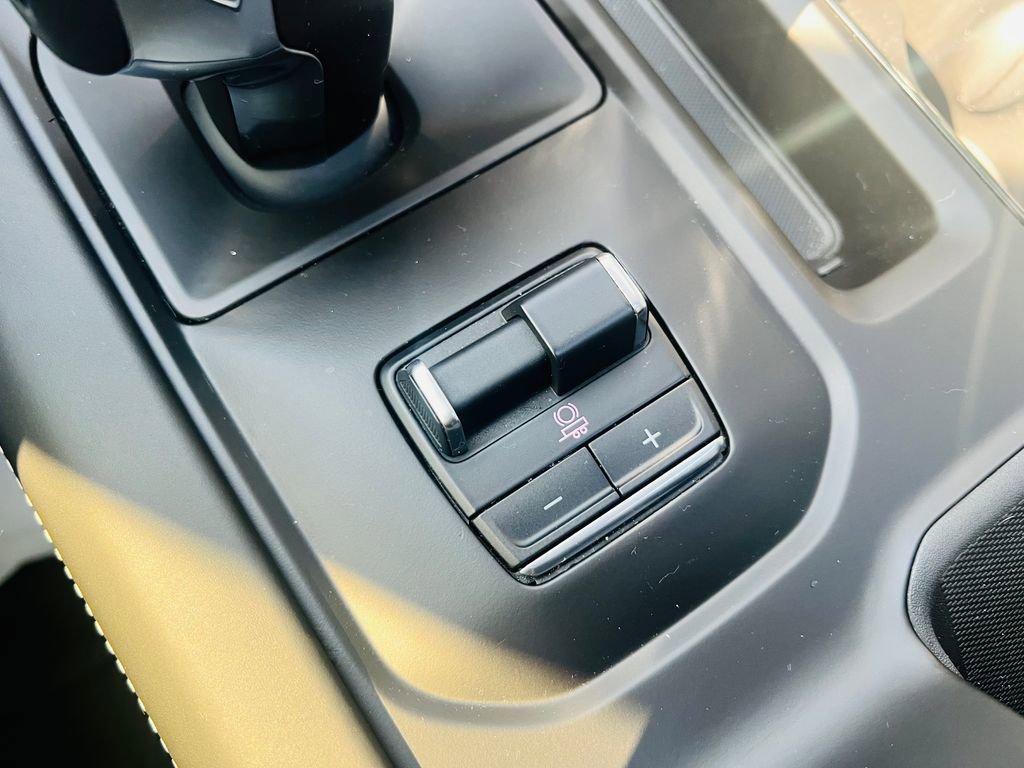 Used 2024 GMC Sierra 1500 AT4X image 37