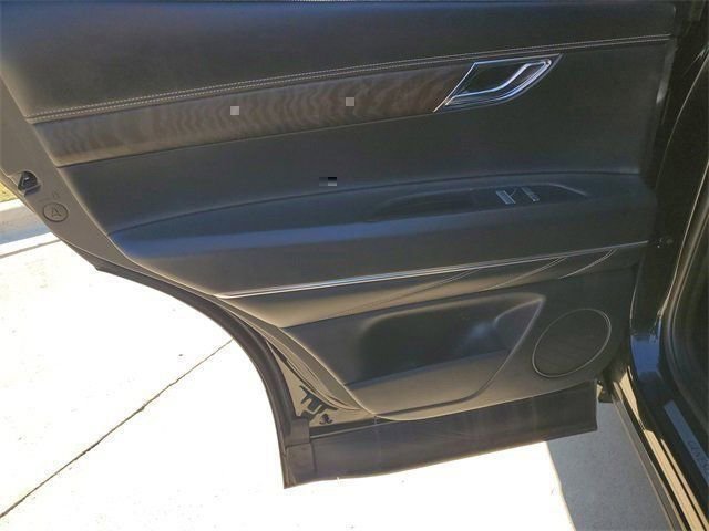 Used 2024 Genesis GV80 3.5T image 30