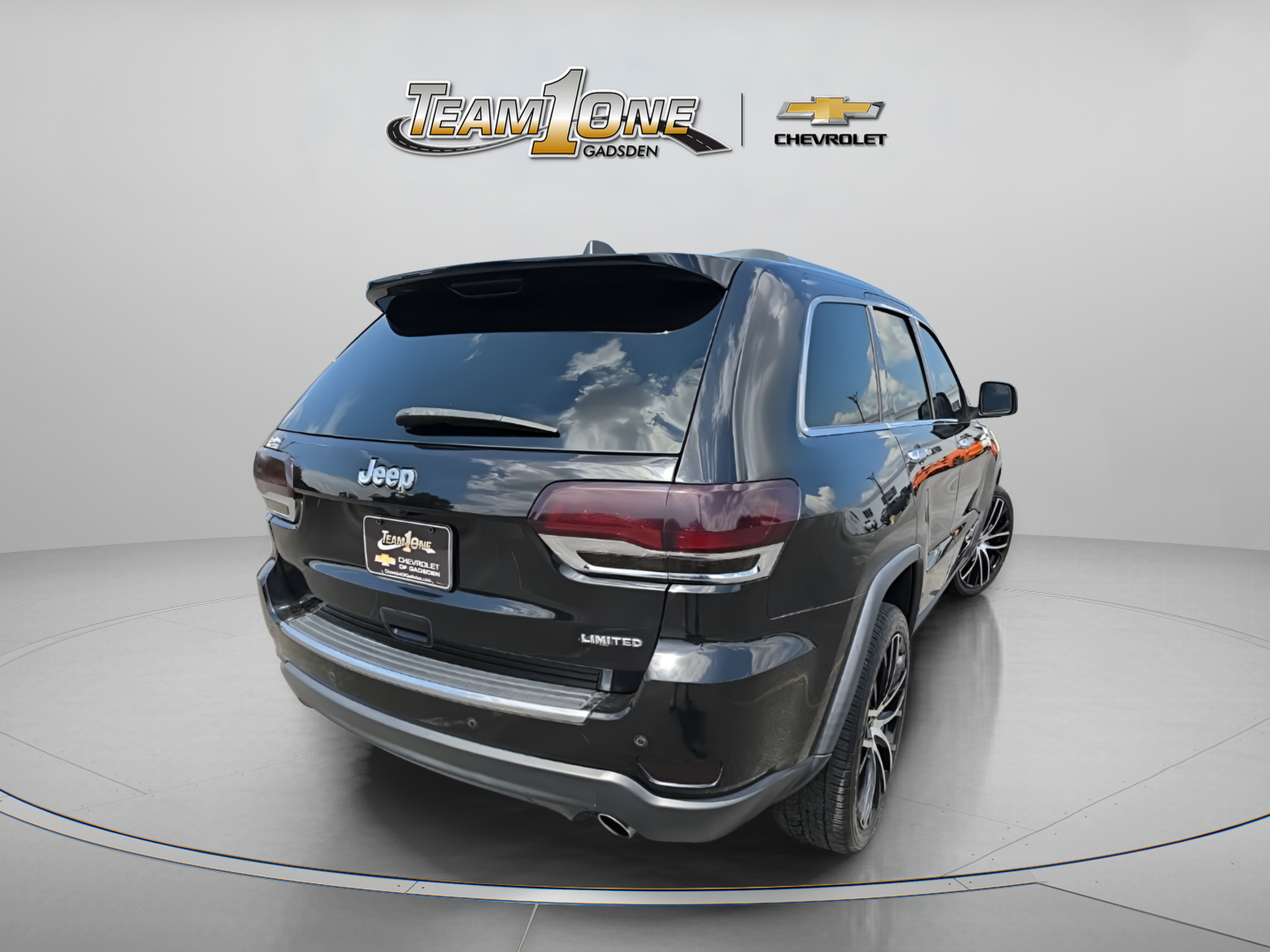 Used 2019 Jeep Grand Cherokee Limited w/ Luxury Group II RWD image 8