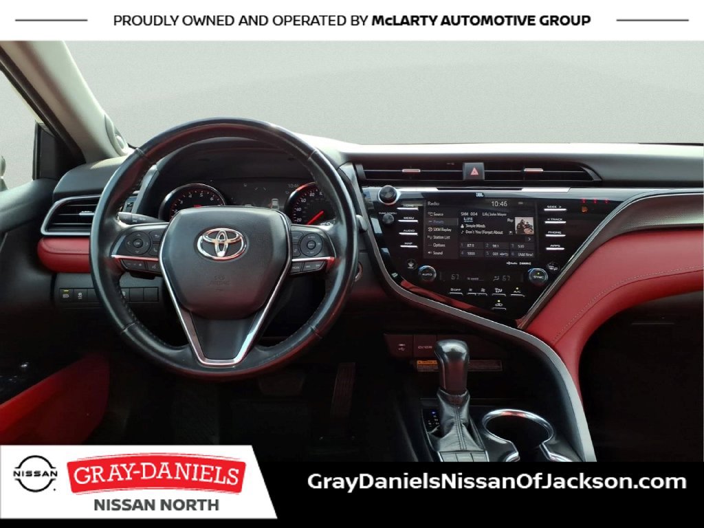 Used 2019 Toyota Camry XSE FWD image 8