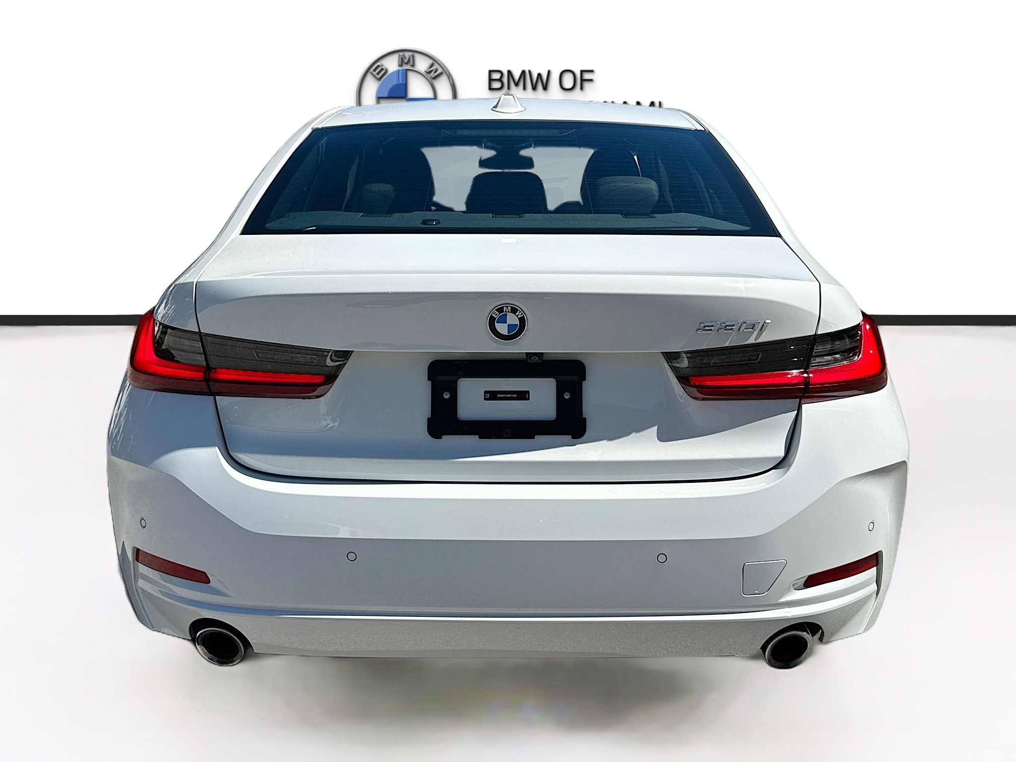 Certified 2024 BMW 330i Sedan w/ Convenience Package image 6