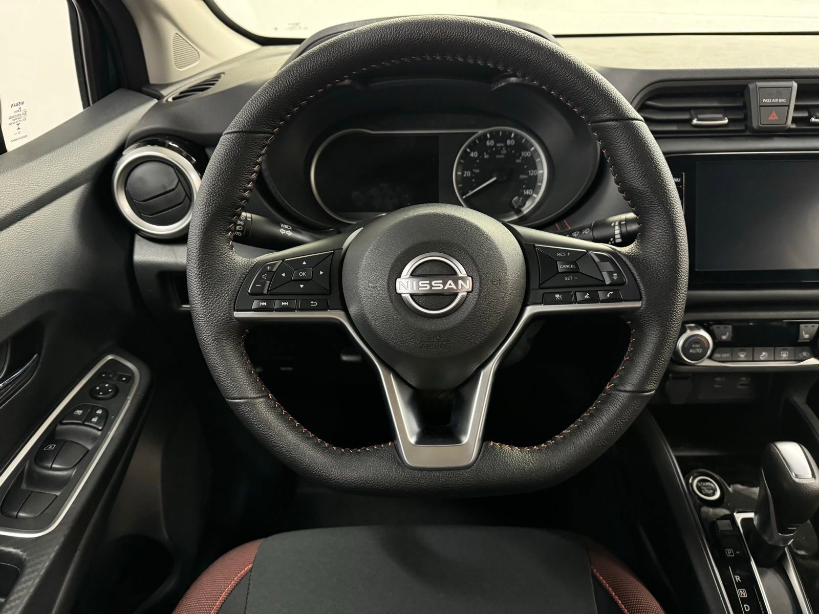 New 2025 Nissan Versa SR image 14