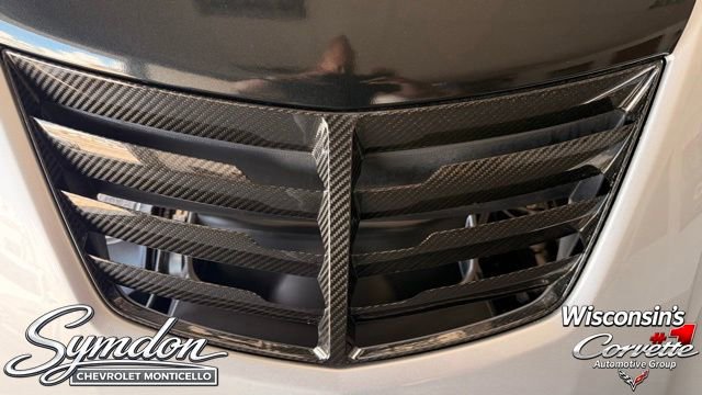 Used 2016 Chevrolet Corvette Z06 w/ 3LZ Preferred Equipment Group RWD image 9