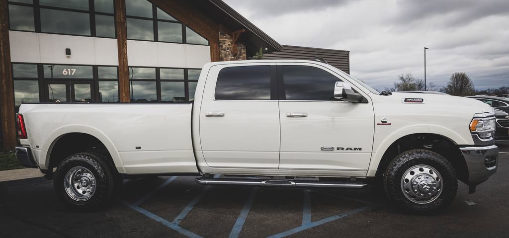 Used 2022 RAM 3500 Limited image 37
