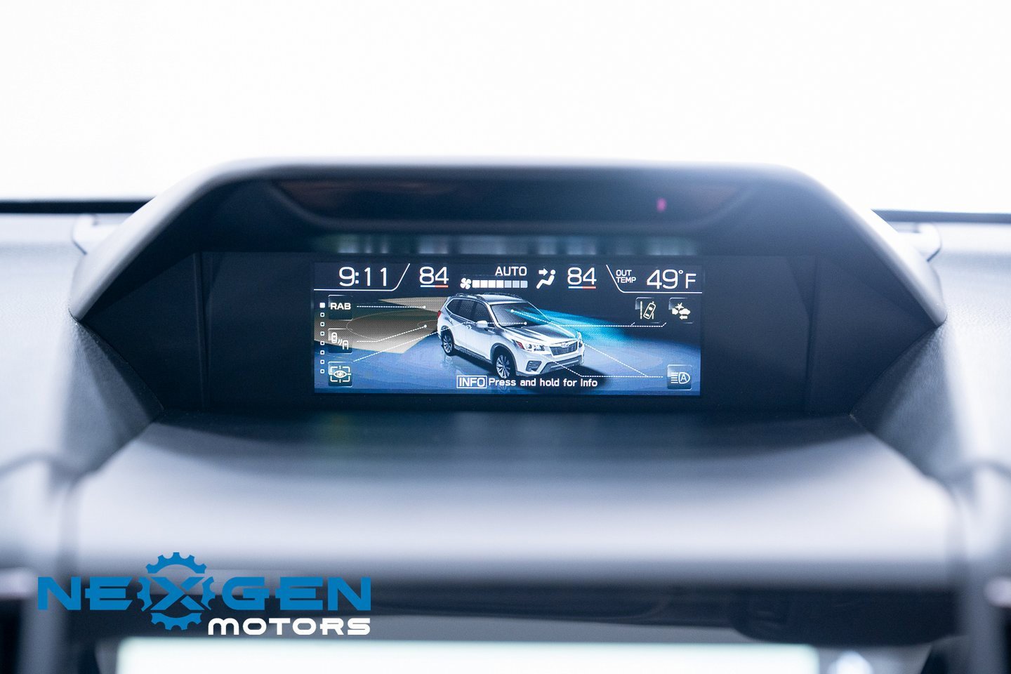 Used 2023 Subaru Forester Touring image 13