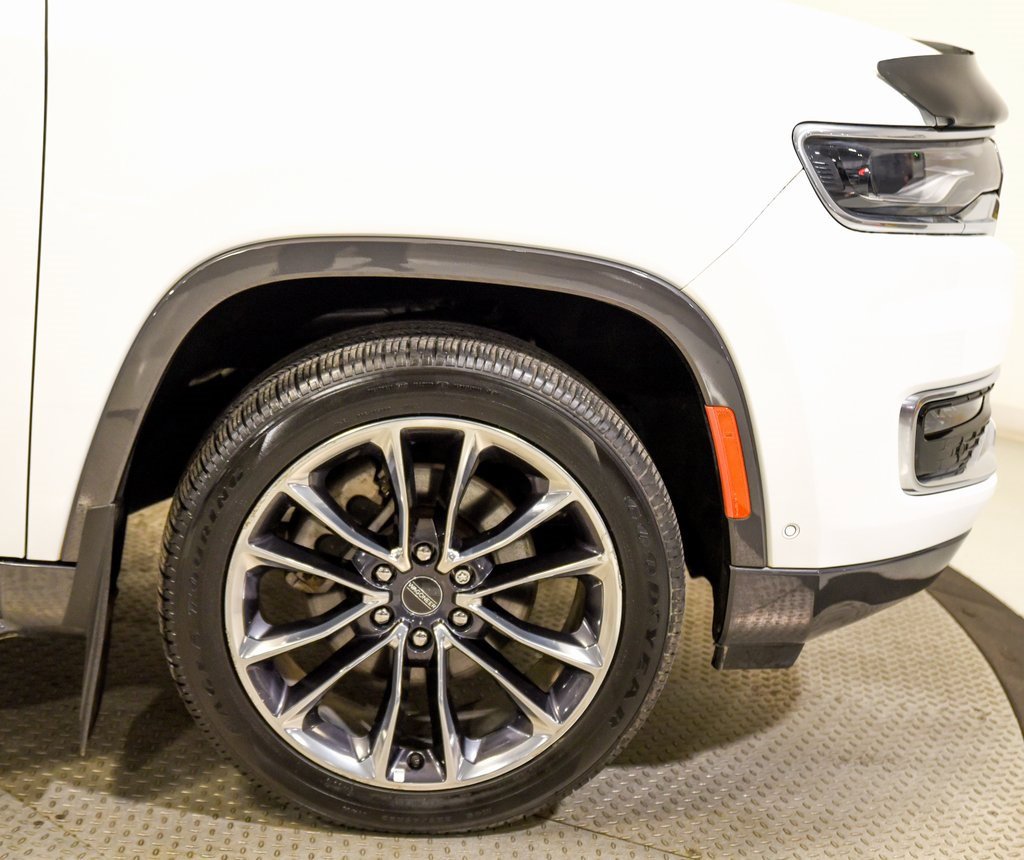 Used 2022 Jeep Wagoneer Series II w/ Premium Group I image 13