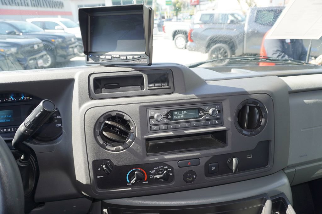 Used 2024 Ford E-450 and Econoline 450 Super Duty w/ Power Windows & Locks Group RWD image 36