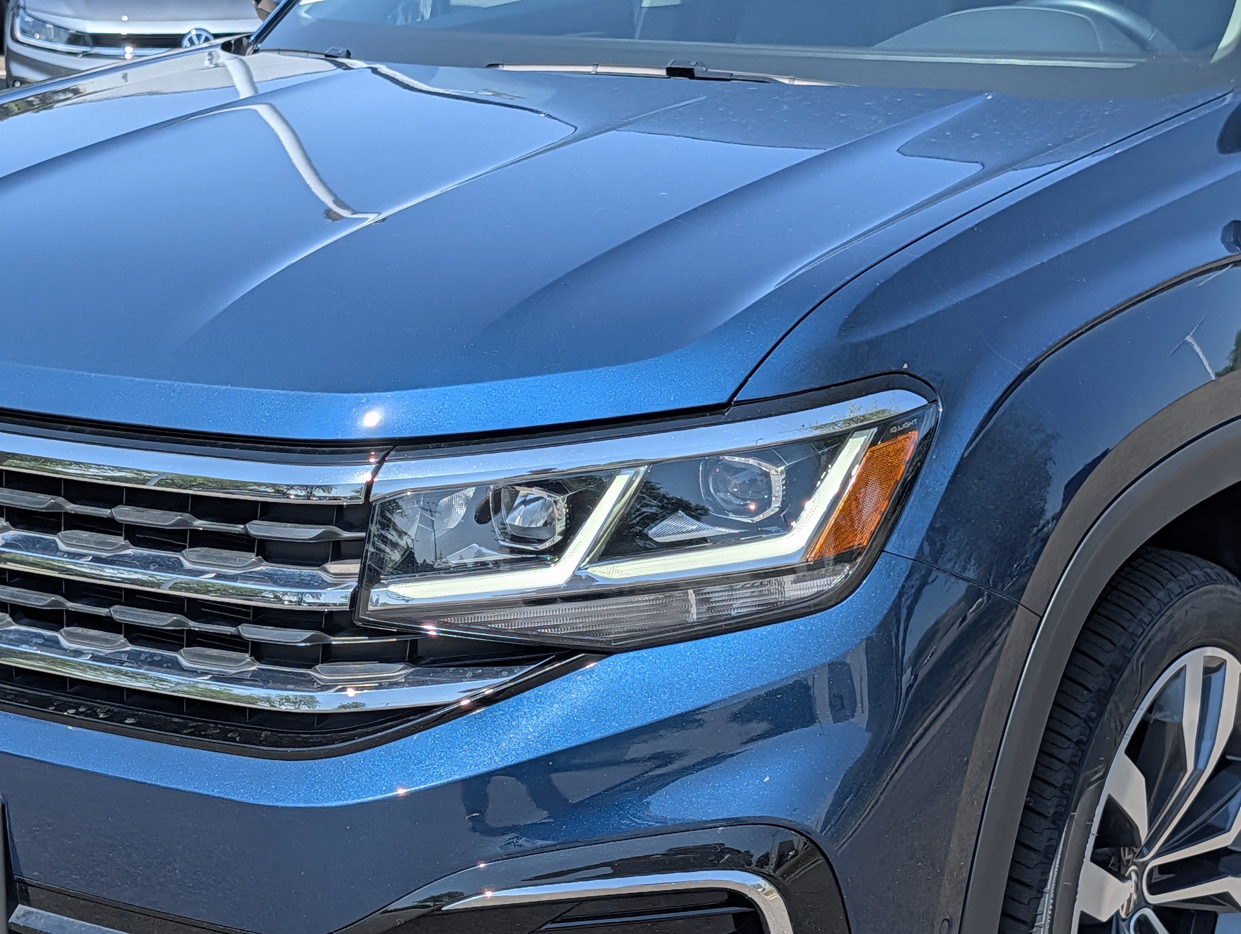 Certified 2023 Volkswagen Atlas SEL Premium AWD/4WD image 16