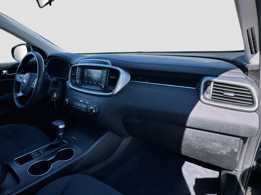 Used 2019 Kia Sorento L FWD image 33