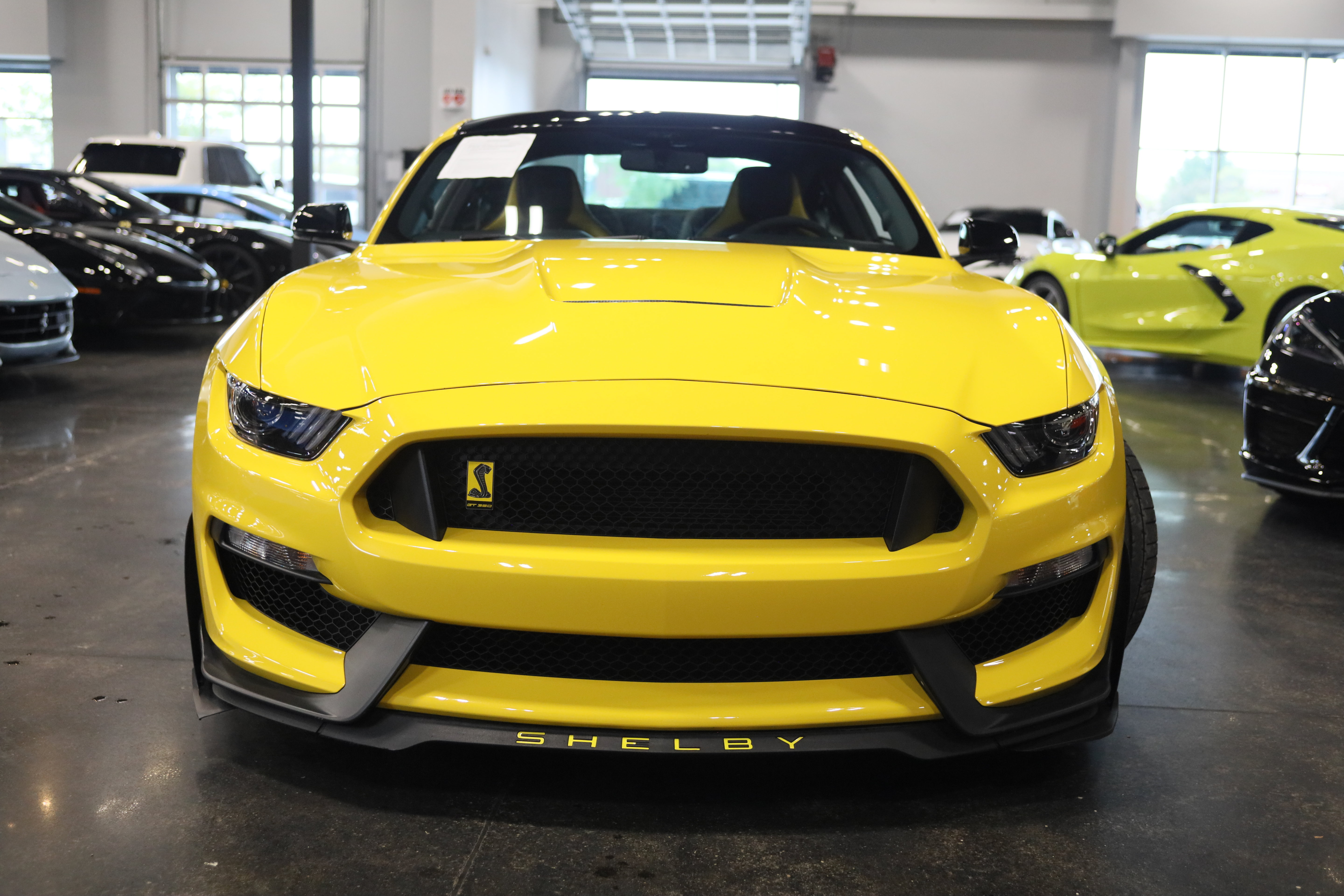 Used 2017 Ford Mustang Shelby GT350 w/ Electronics Package RWD image 2